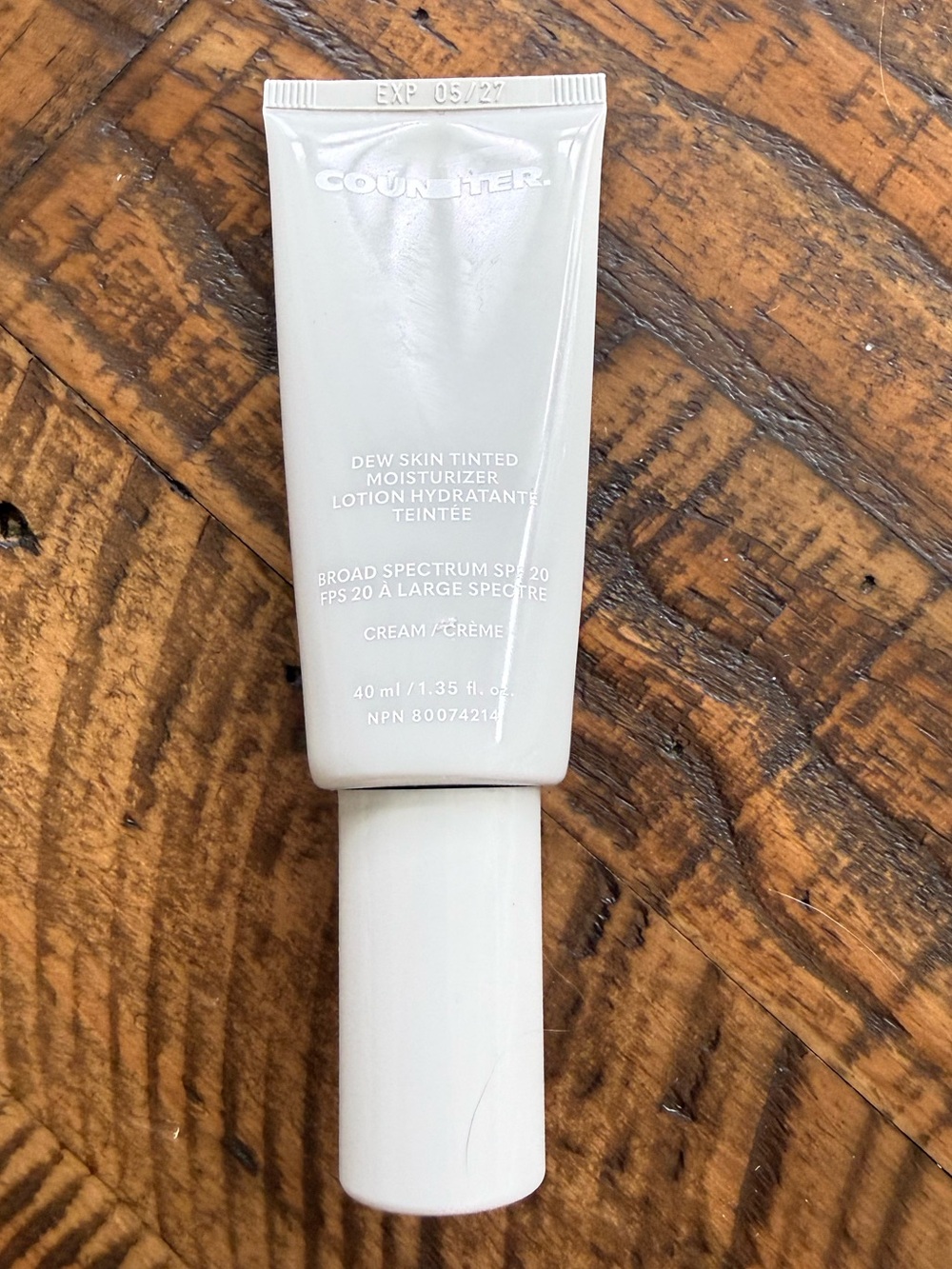 BeautyCounter Dew Skin Tinted Moisturizer Broad Spectrum SPF 20 No 4 - Picture 3 of 3